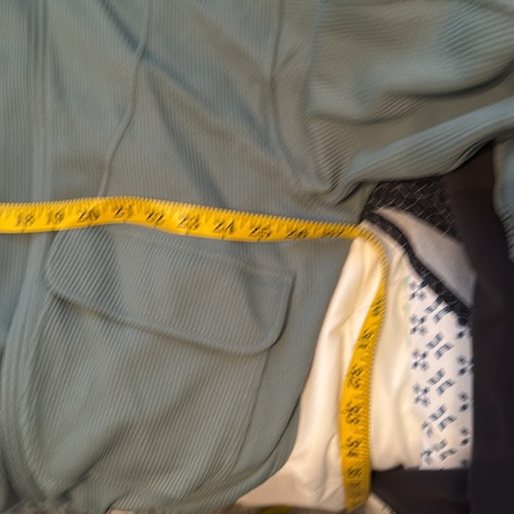 Lululemon Adaptable Fit Full-Zip Jacket, Size 12 - Picture 10 of 13